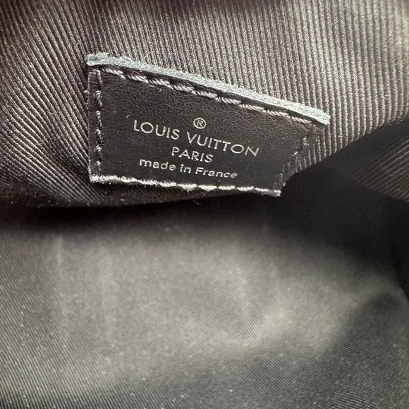 Louis Vuitton Keepall Bandoulière 25 - Picture 13 of 16